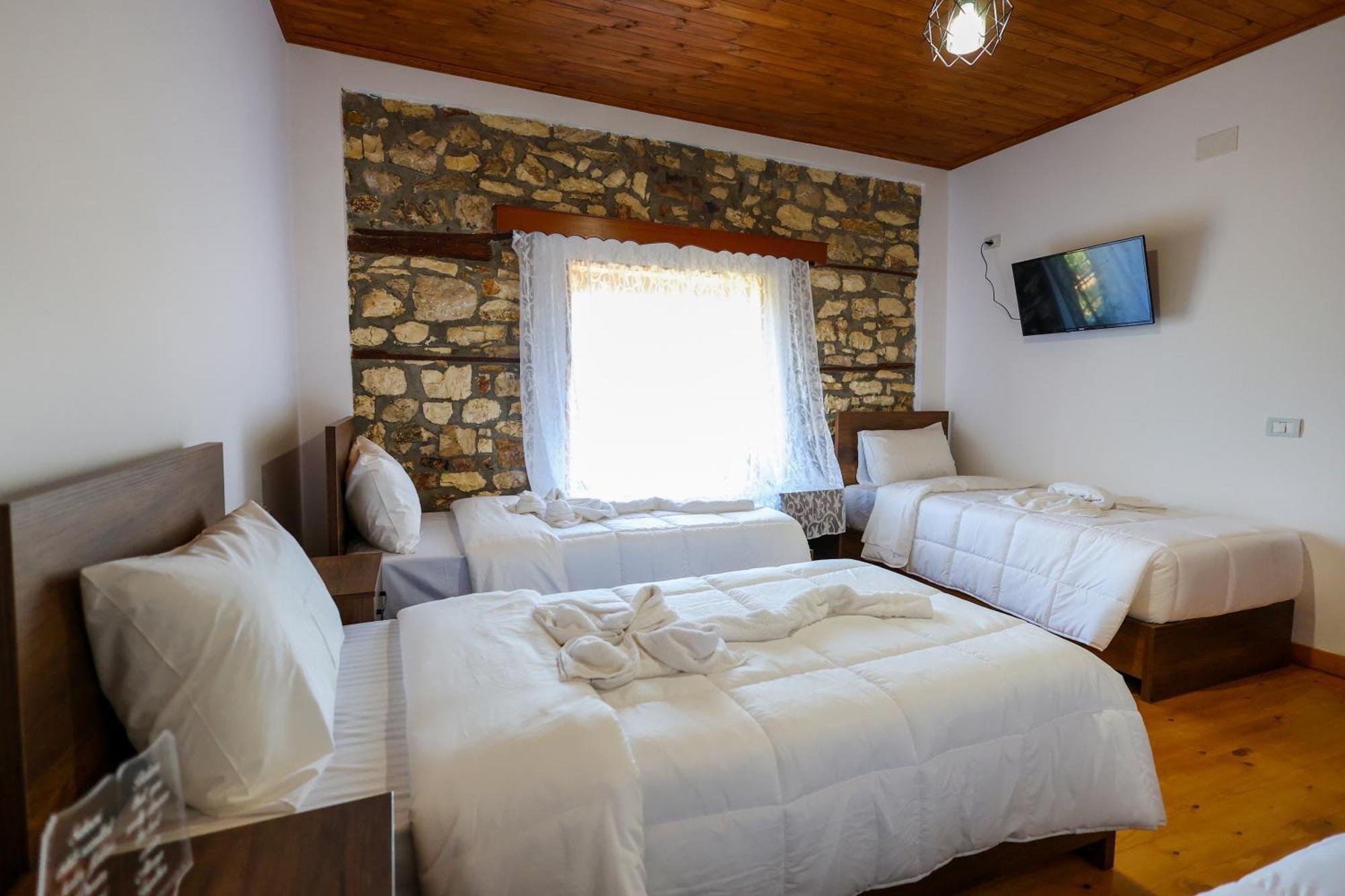 Villa Shpiragu Village Experience Berat Extérieur photo
