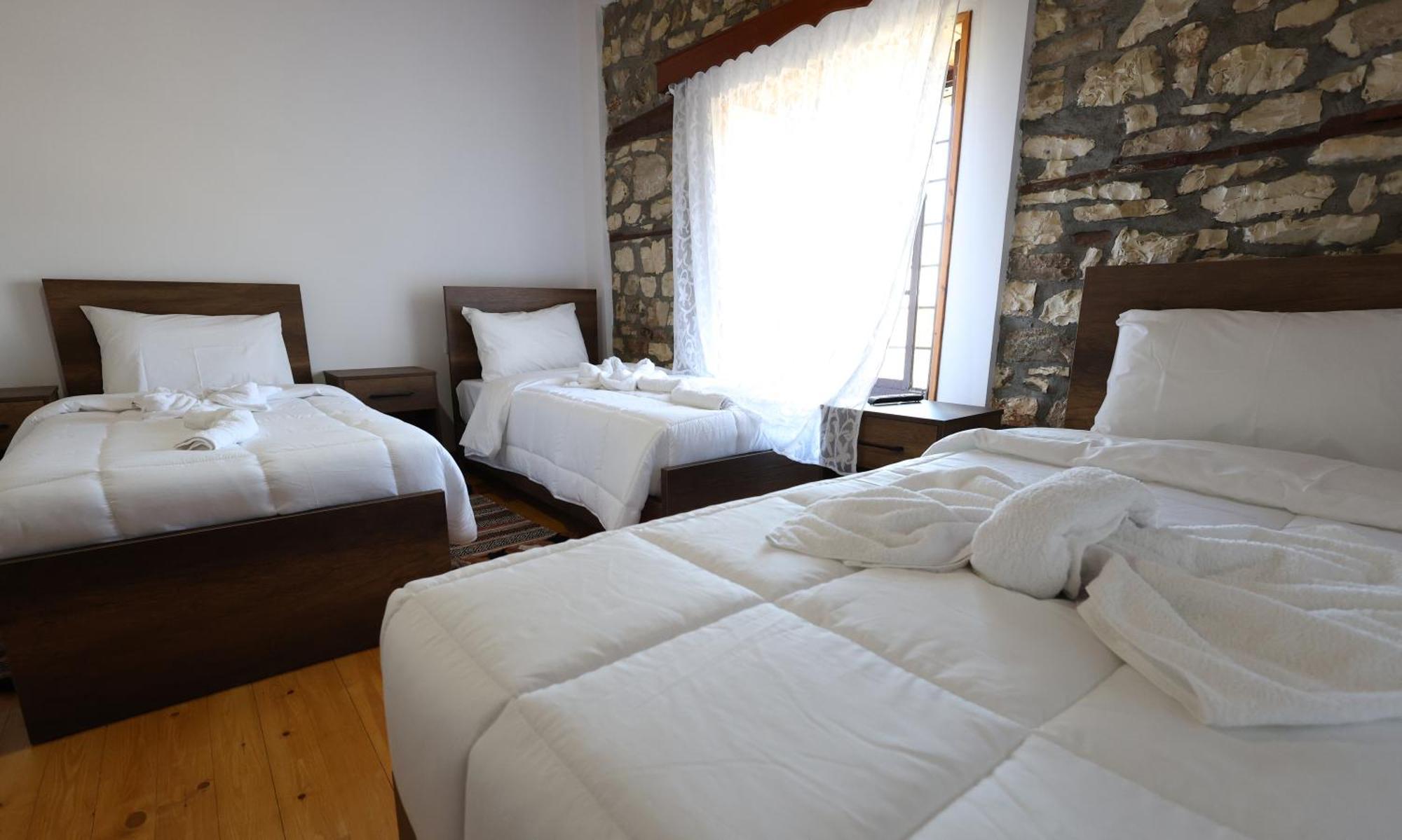 Villa Shpiragu Village Experience Berat Extérieur photo