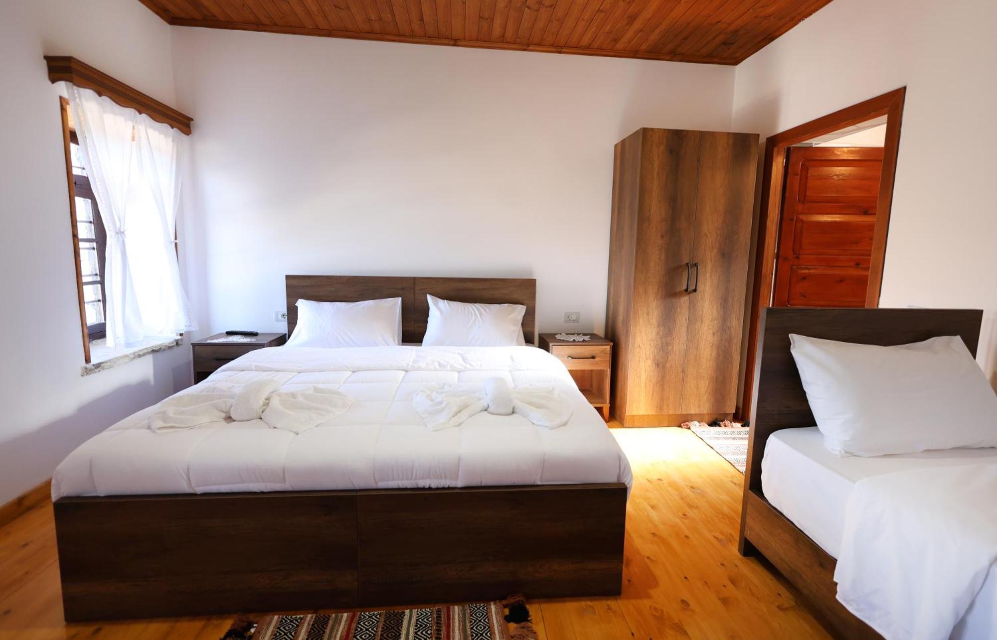 Villa Shpiragu Village Experience Berat Extérieur photo